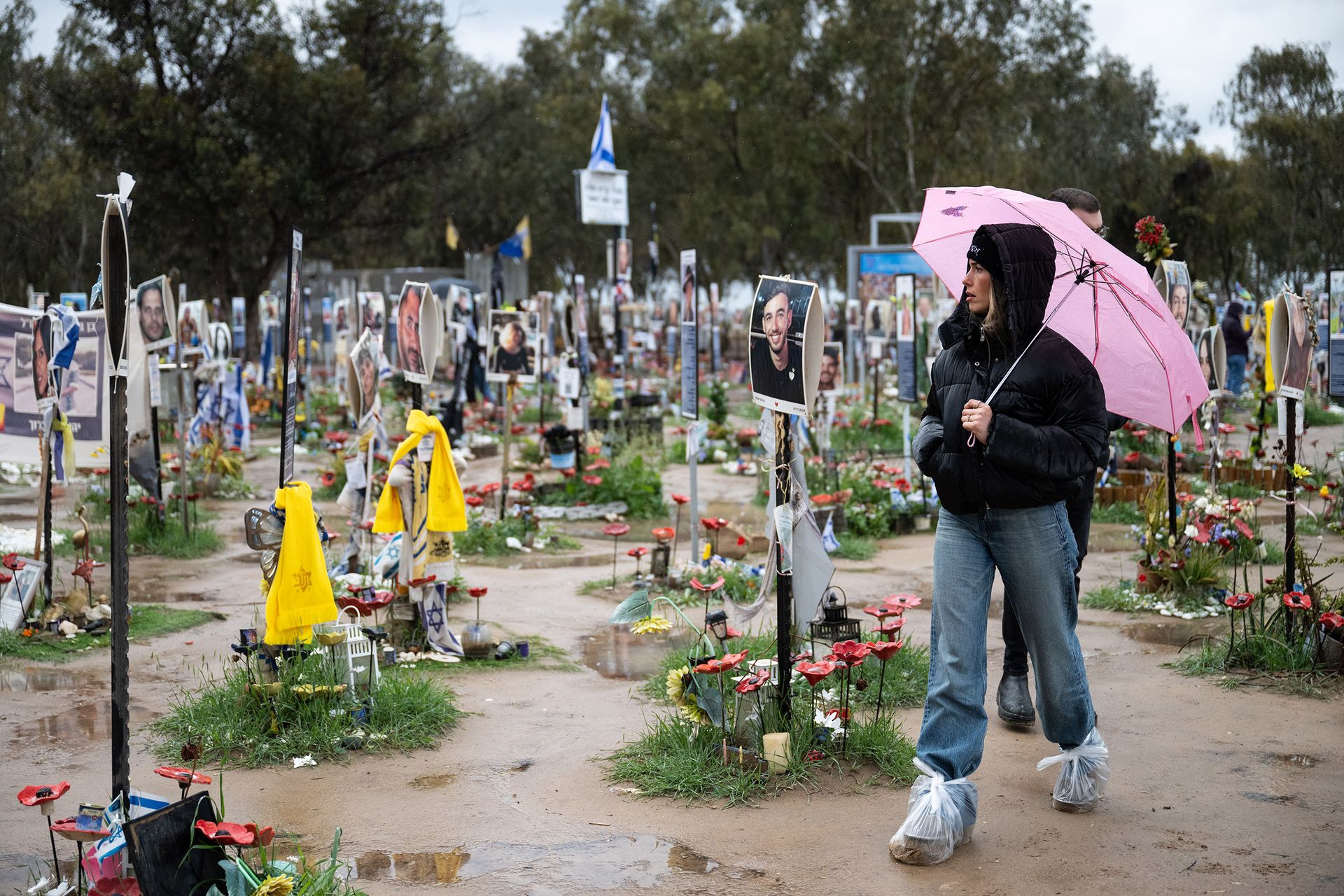 Místo konání hudebního festivalu Nova poblíž kibucu Re'im, kde palestinští teroristé 7. října zavraždili nejméně 364 lidí a nejméně 40 jich odvlekli do Gazy.