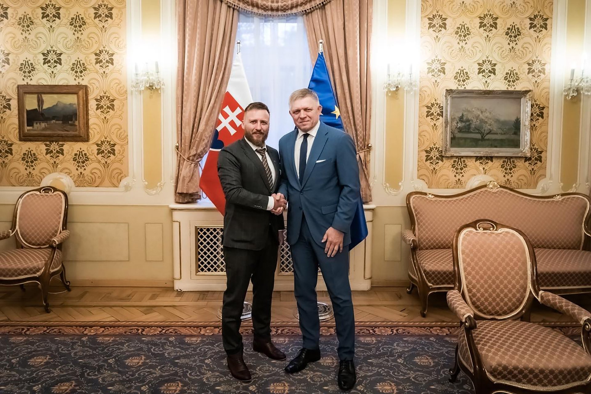 Žádná cizí DNA do slovenských těl. (Robert Fico a Peter Kotlár)  