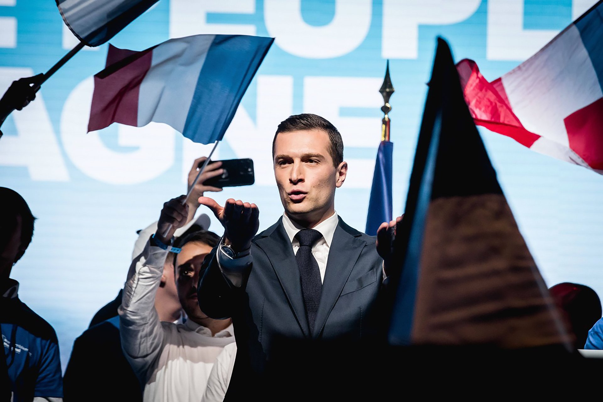 S miliardáři si mladý Jordan Bardella rozumí líp než Marine Le Pen