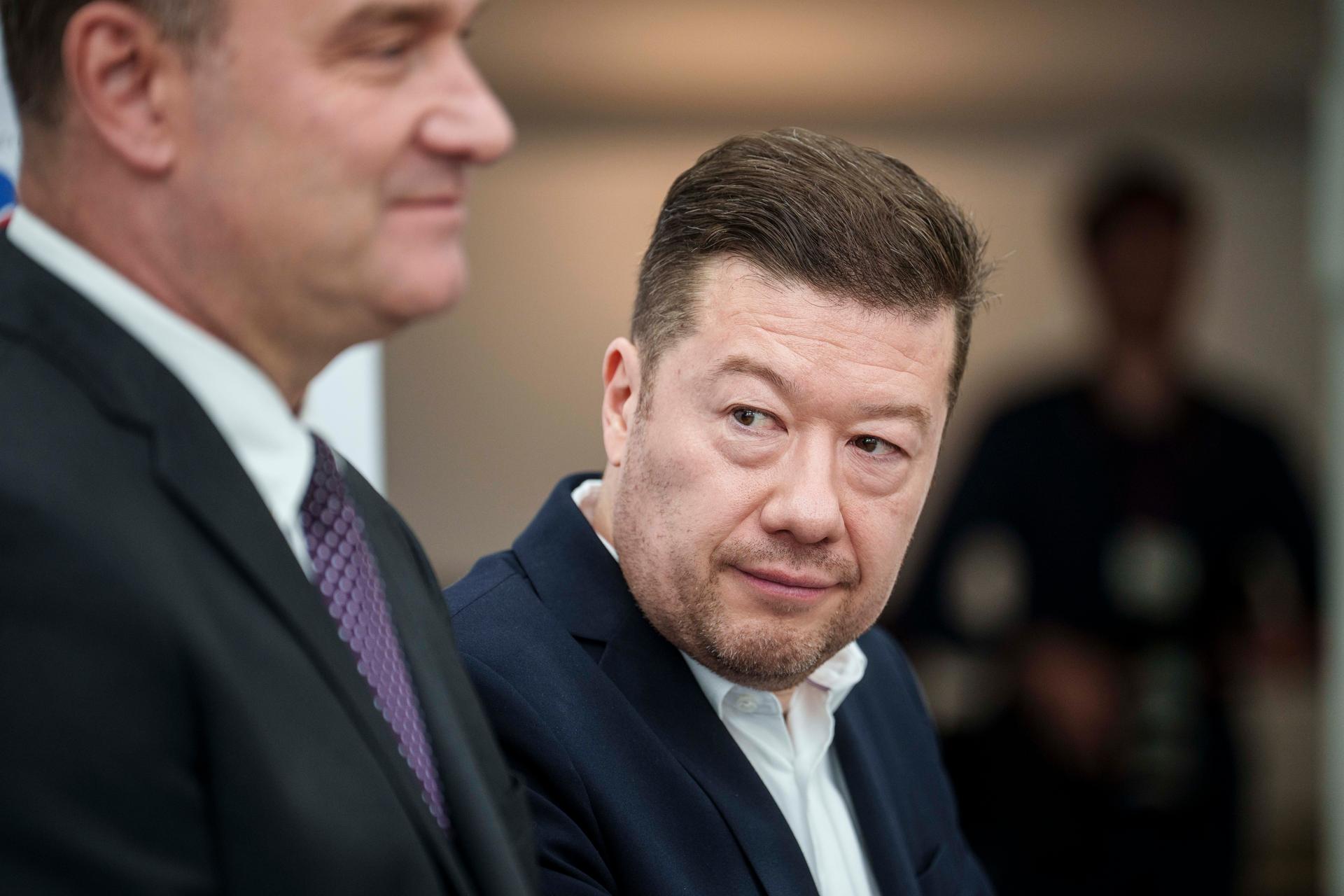 Hlasování o důvěře Vlády, Sněmovna