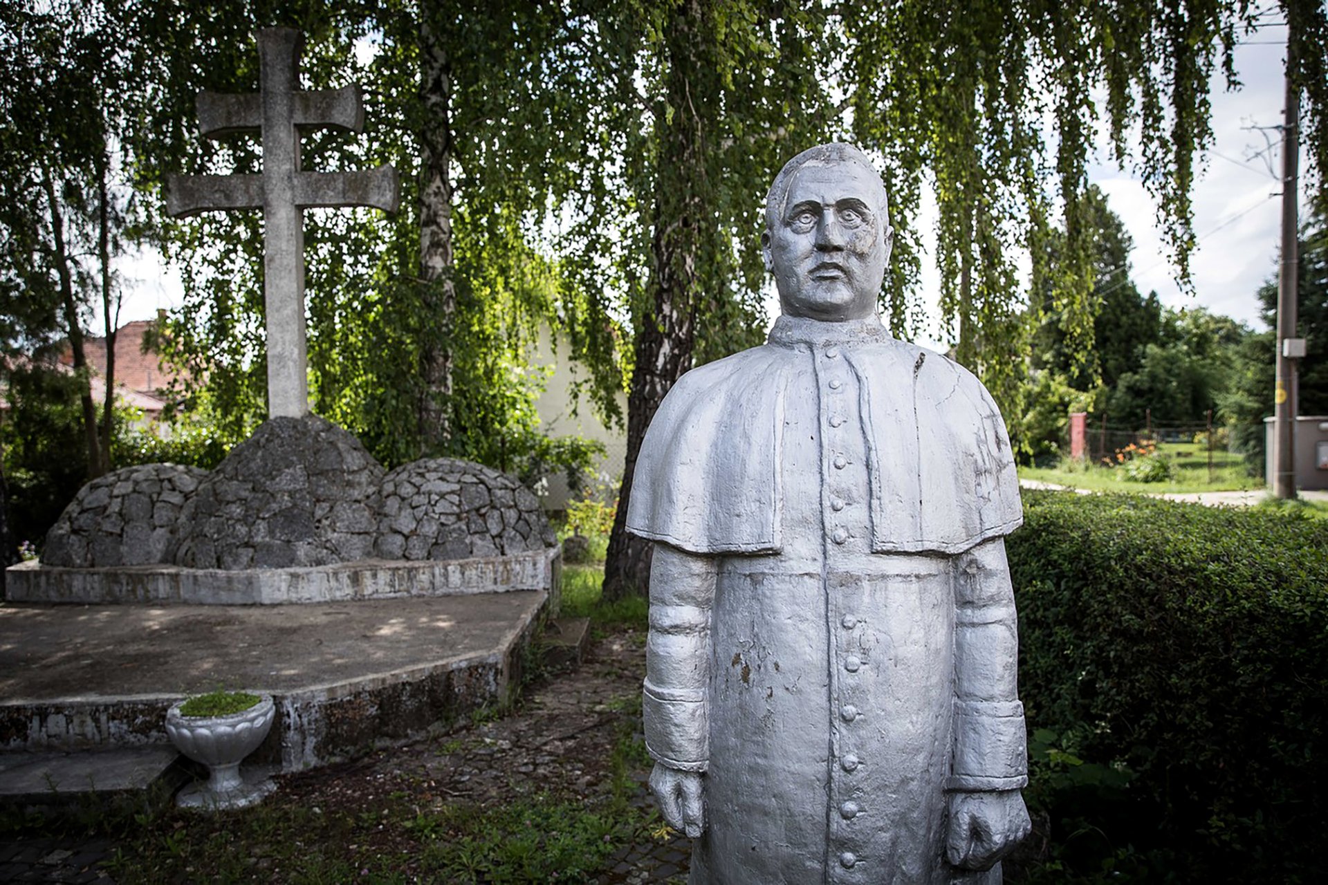 Pomník Jozefa Tisa v obci Čakajovce nedaleko Nitry.