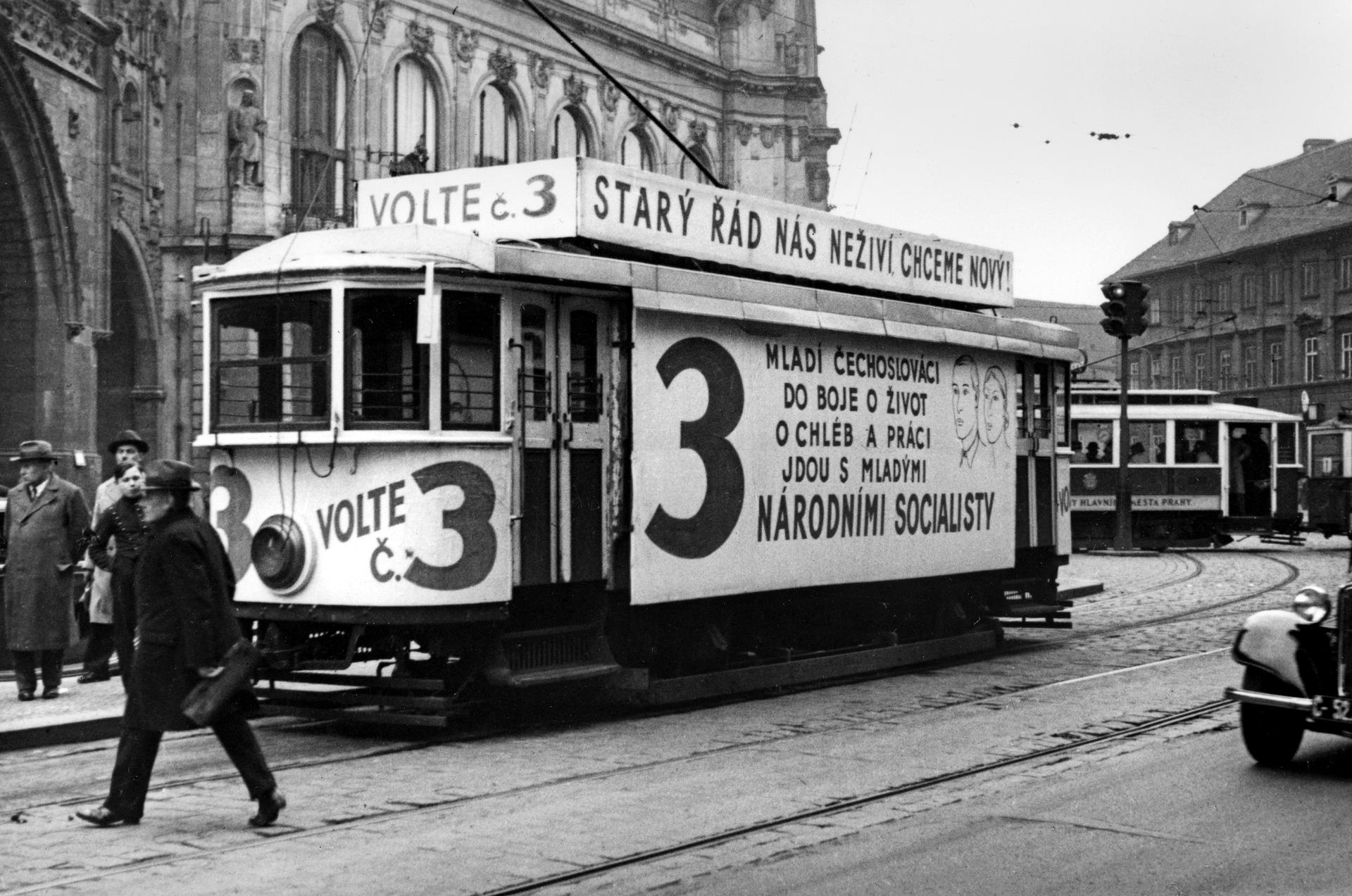 Československé parlamentní volby se v roce 1935 konaly ve stínu nástupu Adolfa Hitlera k moci.