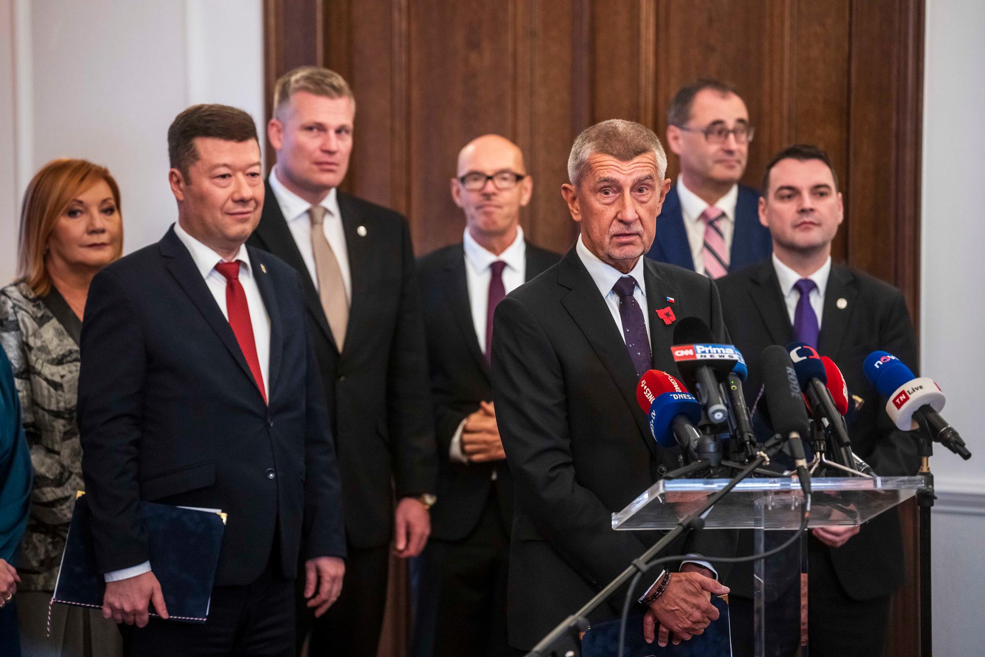 Podpis koaliční smlouvy, 3.11. 2025