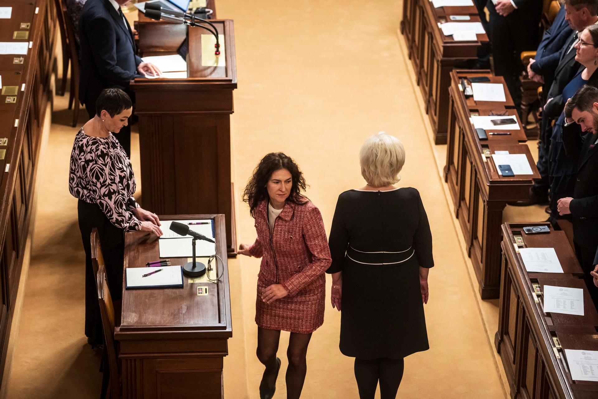 Sněmovna, 3.11. 2025