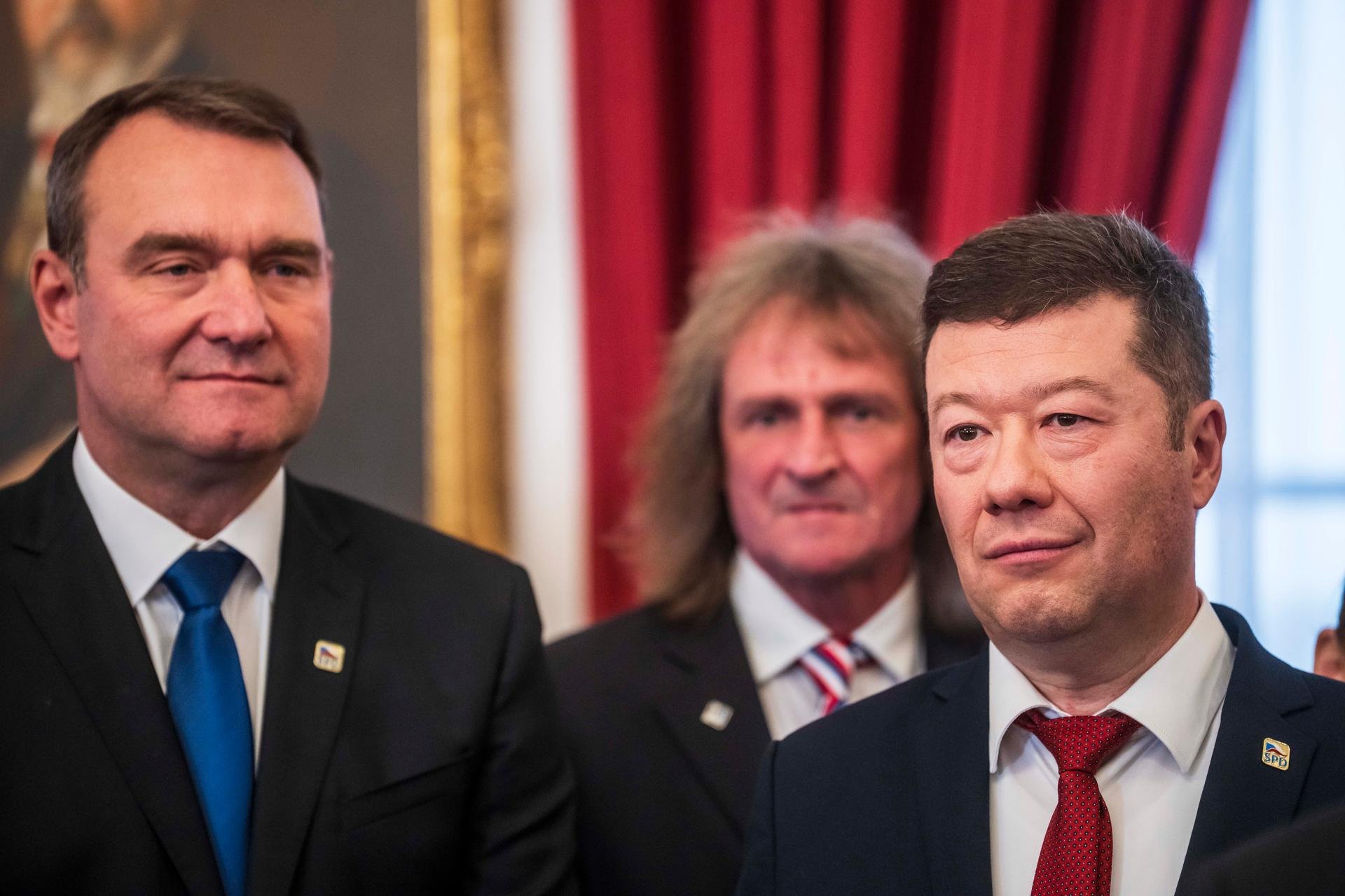 Tomio Okamura při pondělním podpisu koaliční smlouvy