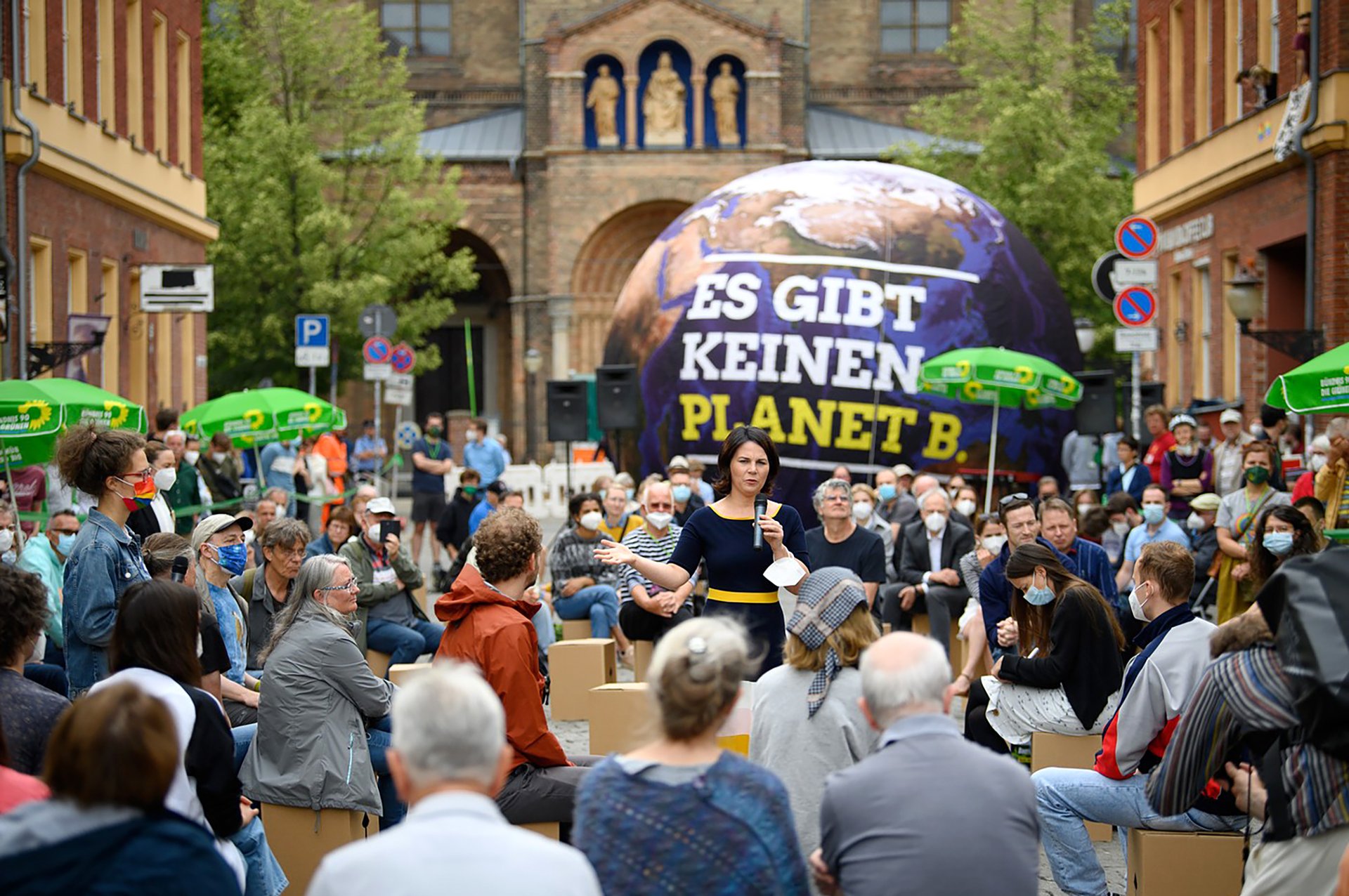 Kam se poděla moje vlastní naléhavost, s níž jsem ještě nedávno před zkázou varovala? (Annalena Baerbock)