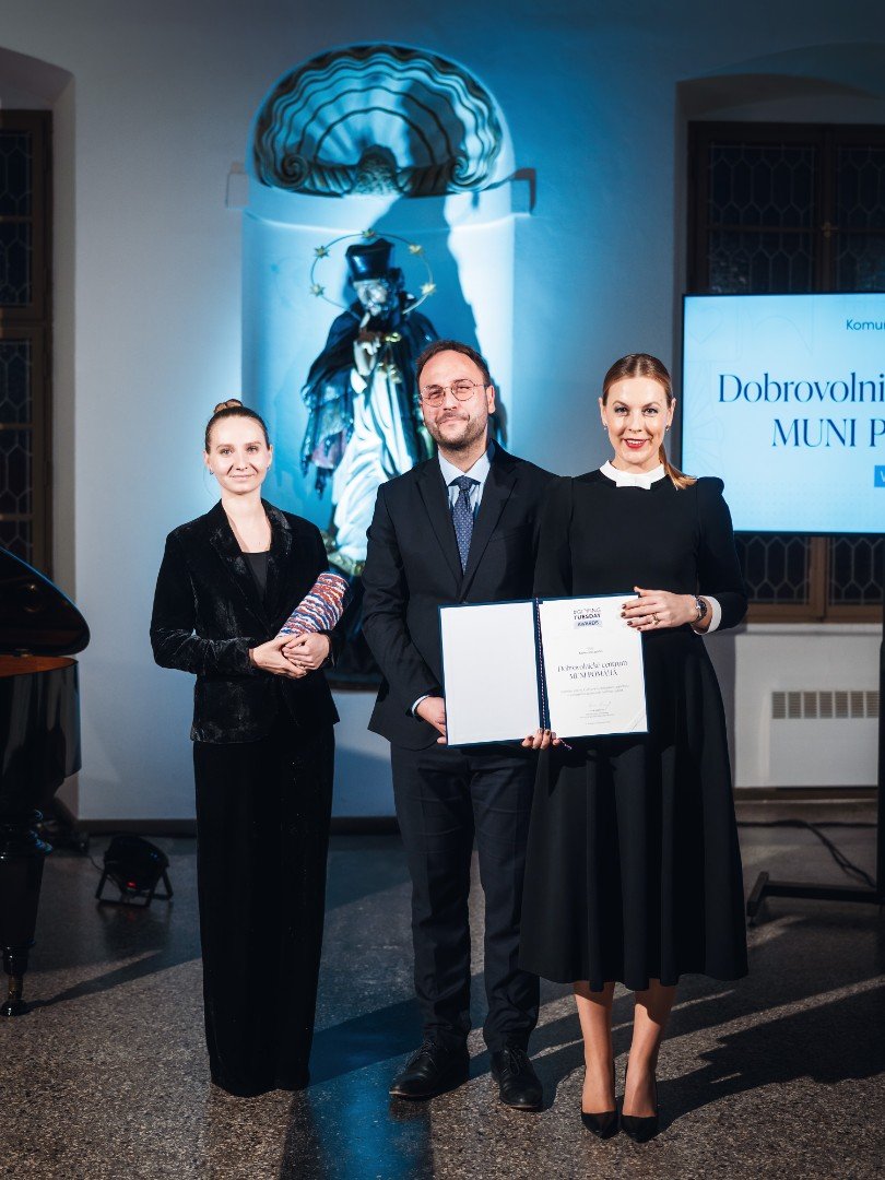 Komunitní počin MUNI POMÁHÁ