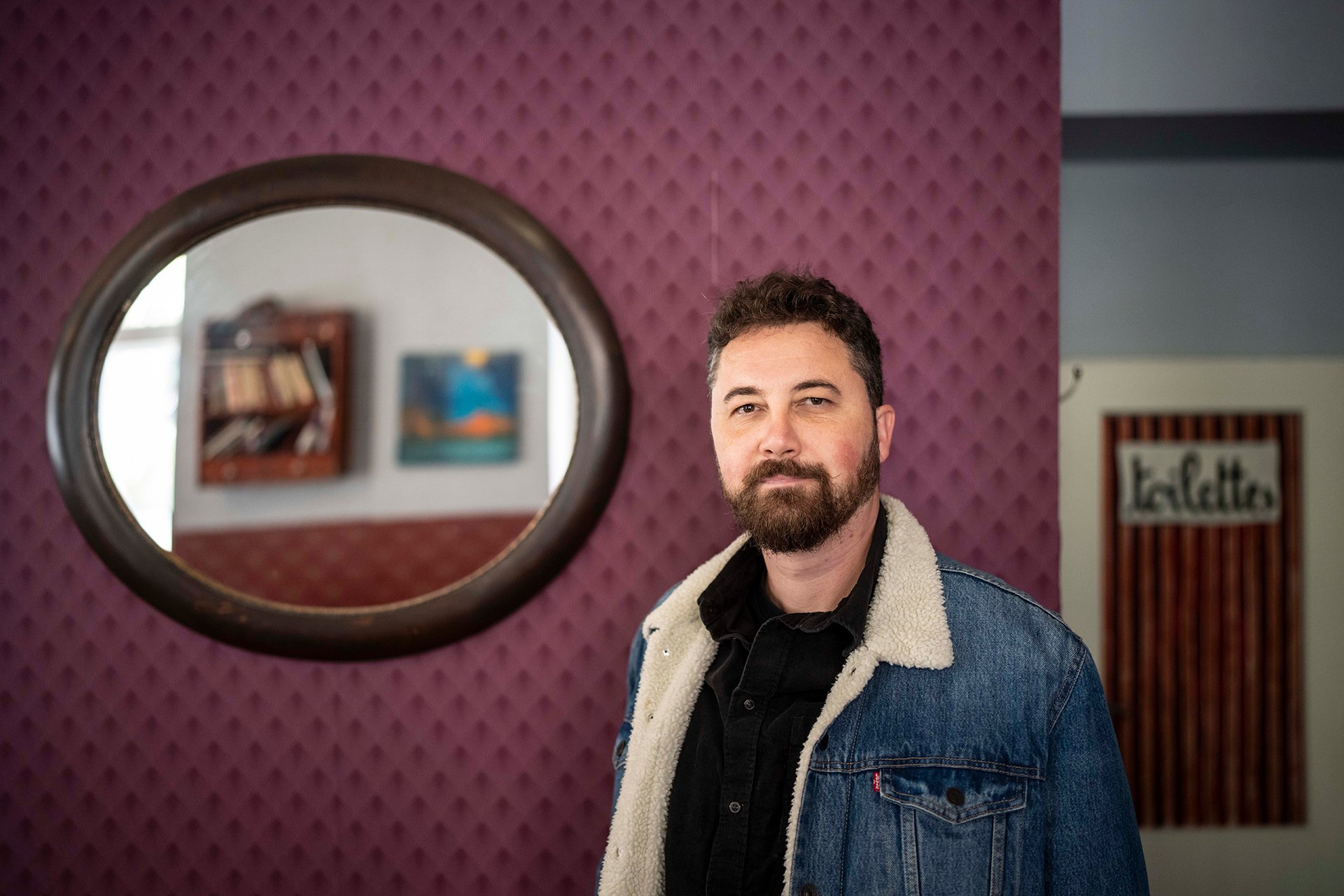 „Je to zvláštní, jak se všechno může ze dne na den úplně změnit."