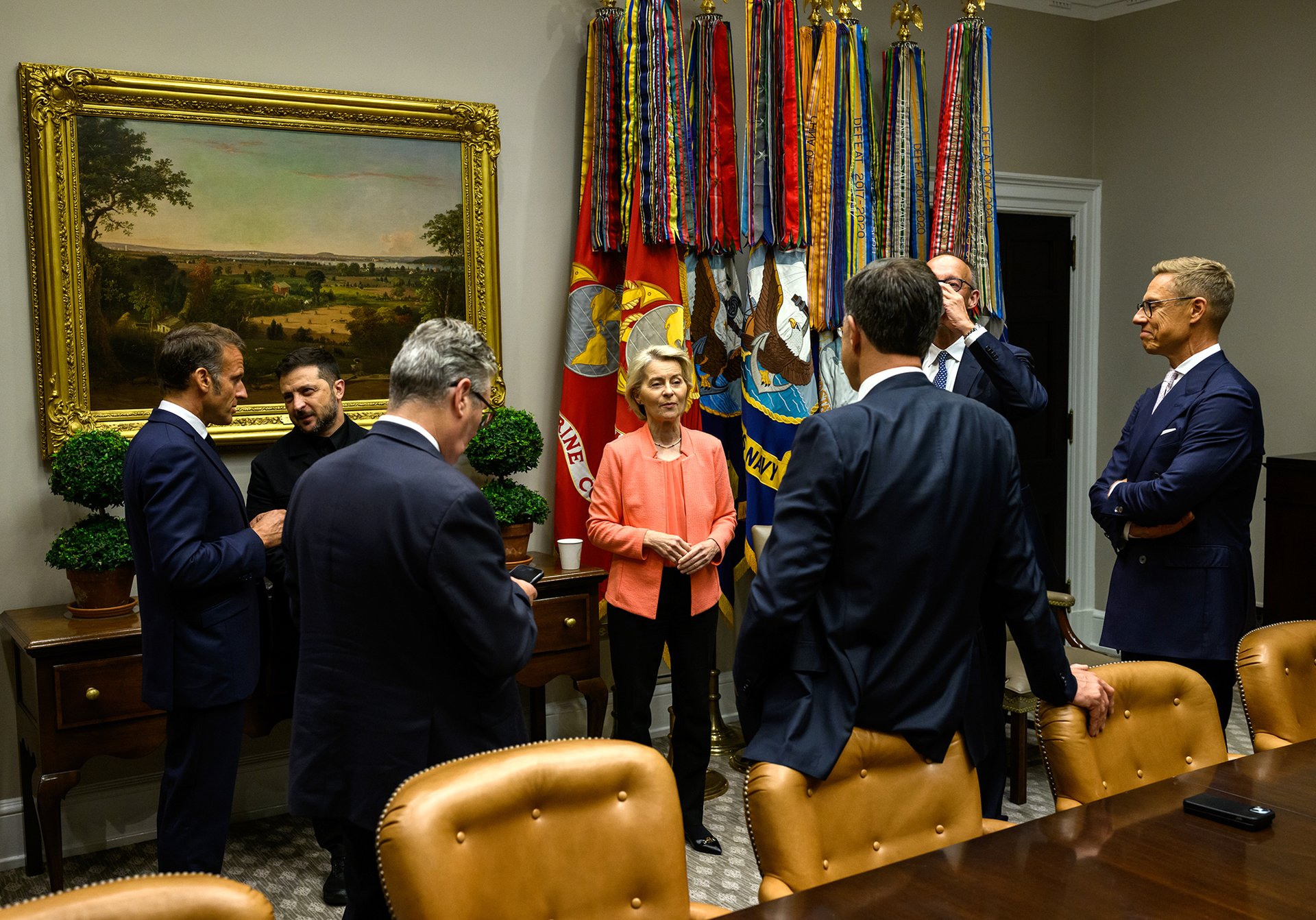 EU je postavena na překonání nacionalismu pomocí globální spolupráce a mezinárodních pravidel.