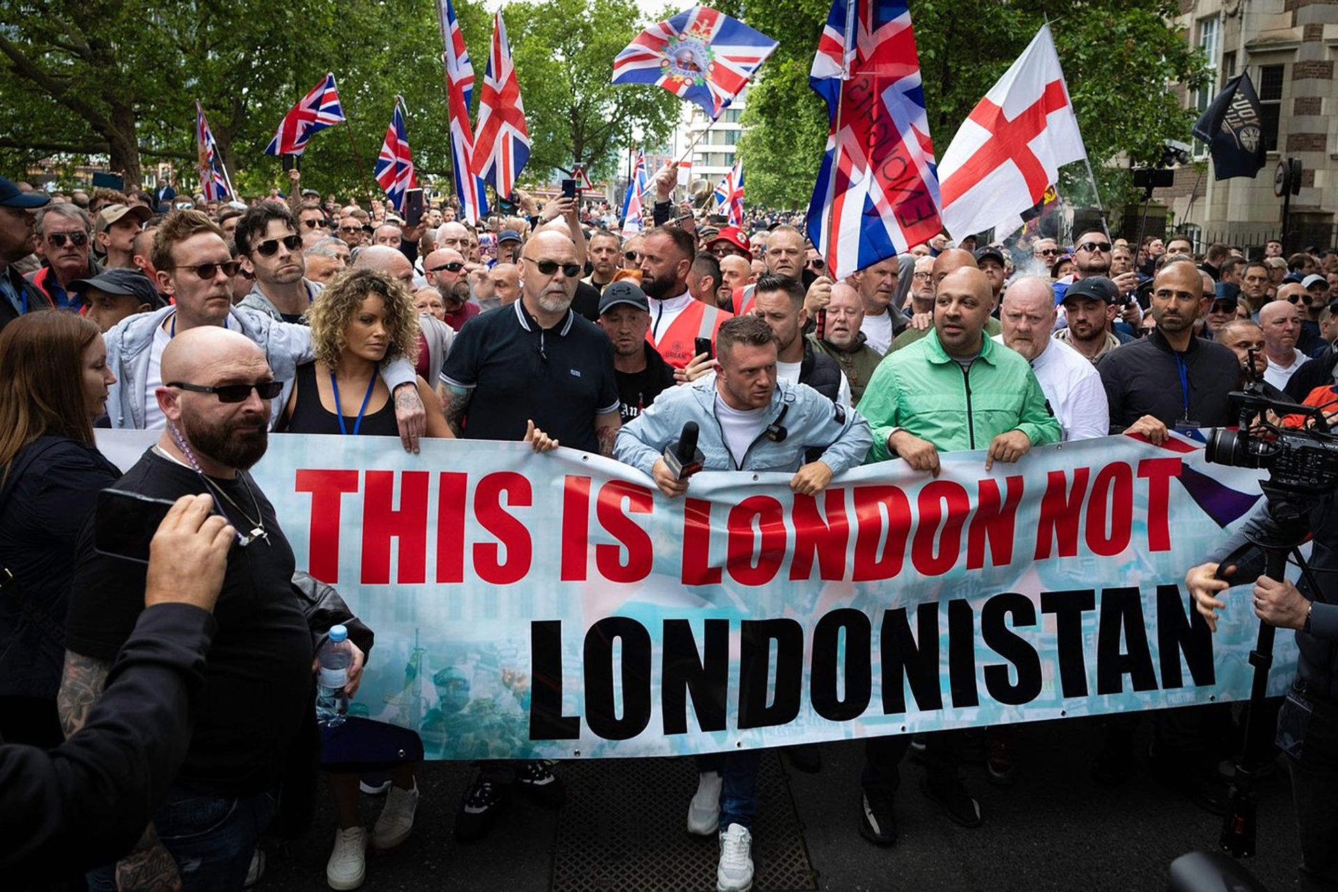 Tommy Robinson táhne na město; Londýn, 1. červen 2024