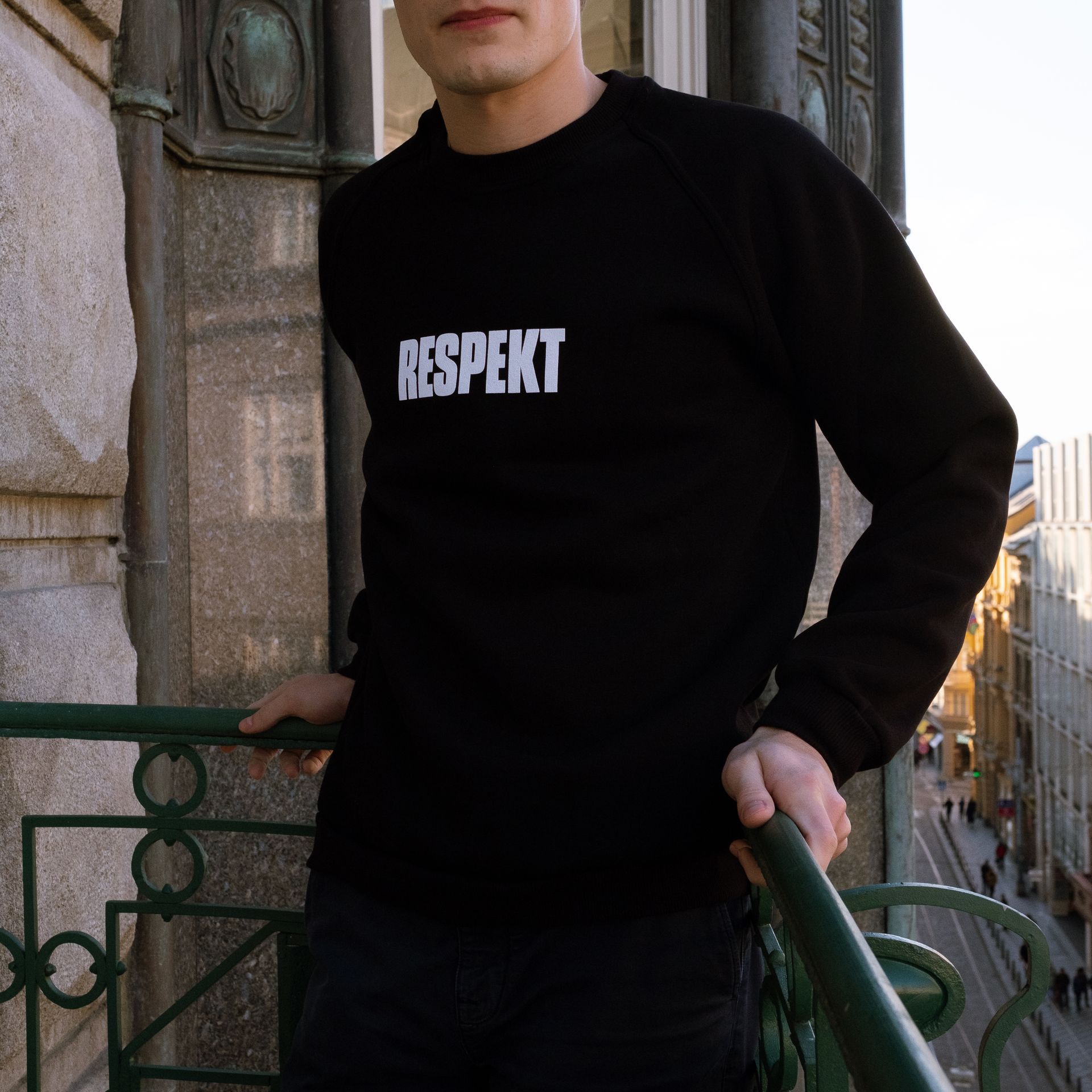 Mikina bez kapuce v unisex střihu (M)