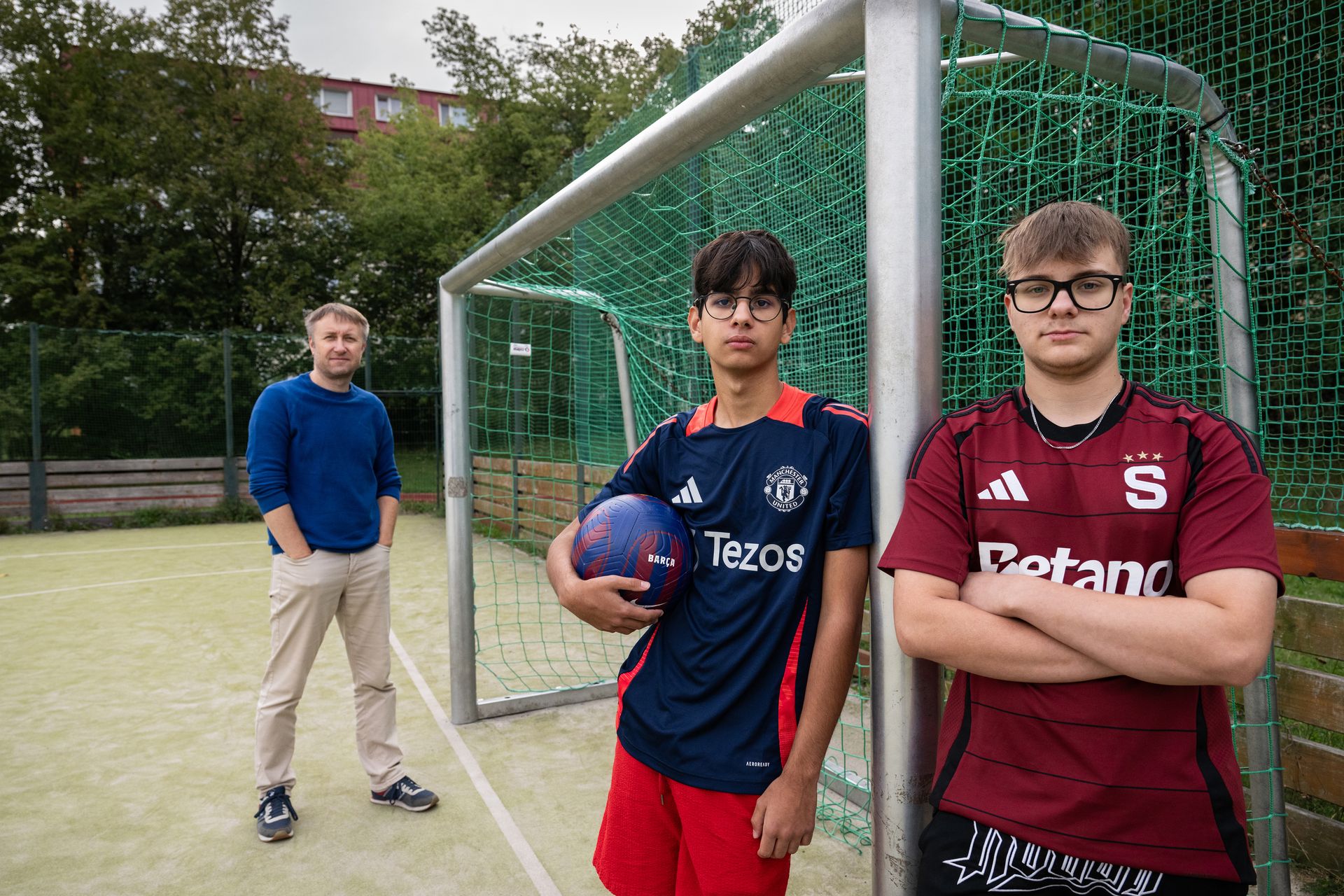 Fotbal, Messi a občas Tate. (Zprava Tomáš Drozda, Martin Bartoš a Martinův tatínek Jan)